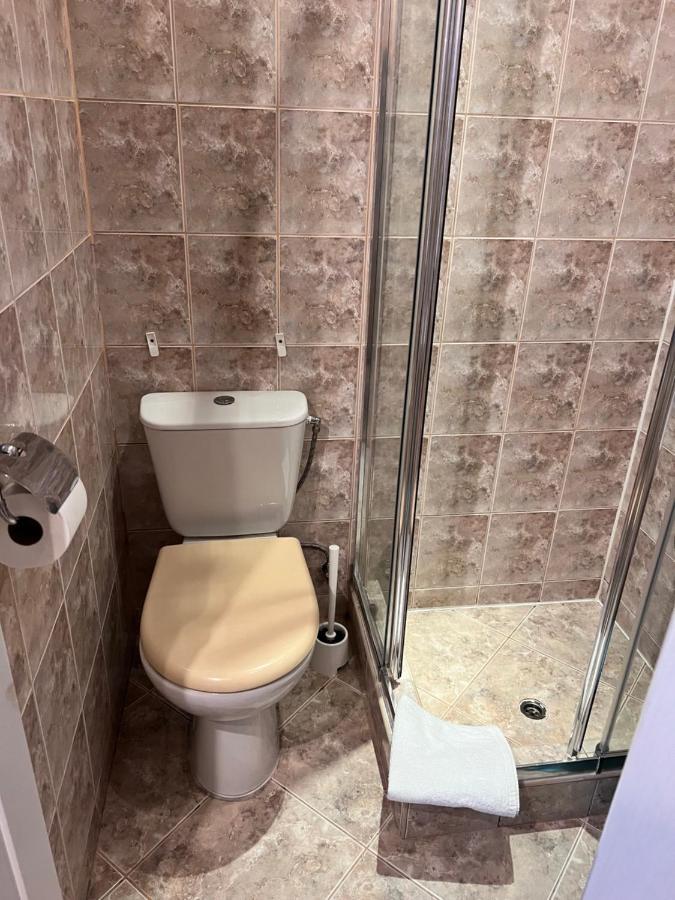 Hostel Homies Inn Celiny  Eksteriør billede